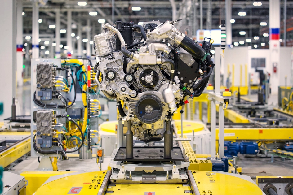 Новий 8,3-літровий турбодизель Duramax V8 на збірній лінії GM