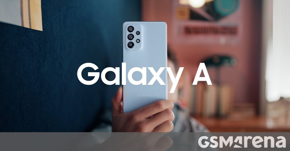 Découvrez les vidéos promo Galaxy A53 et A33