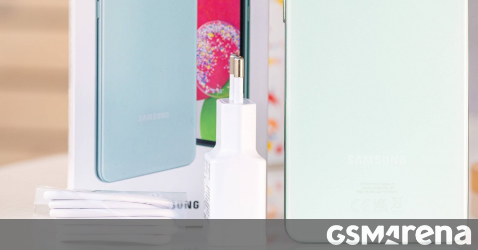 Samsung Galaxy A53 comes with bundled charger in Brazil