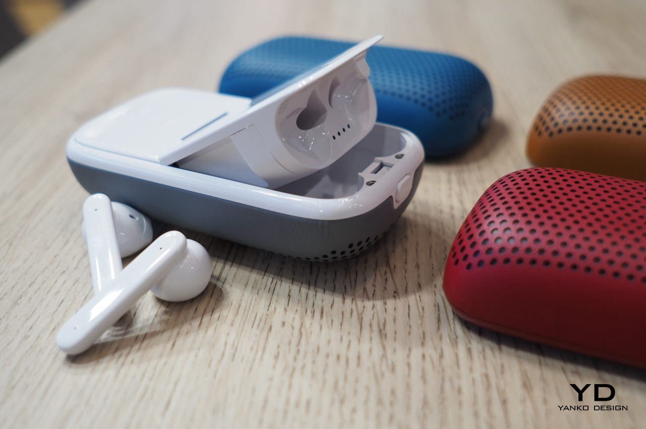 Lexon Speakerbuds and Mano Gel Dispenser showcased at the Maison et Object 2022