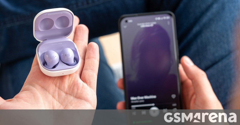 Samsung Galaxy Buds 2 and Buds Live gets 360 Audio in new software update