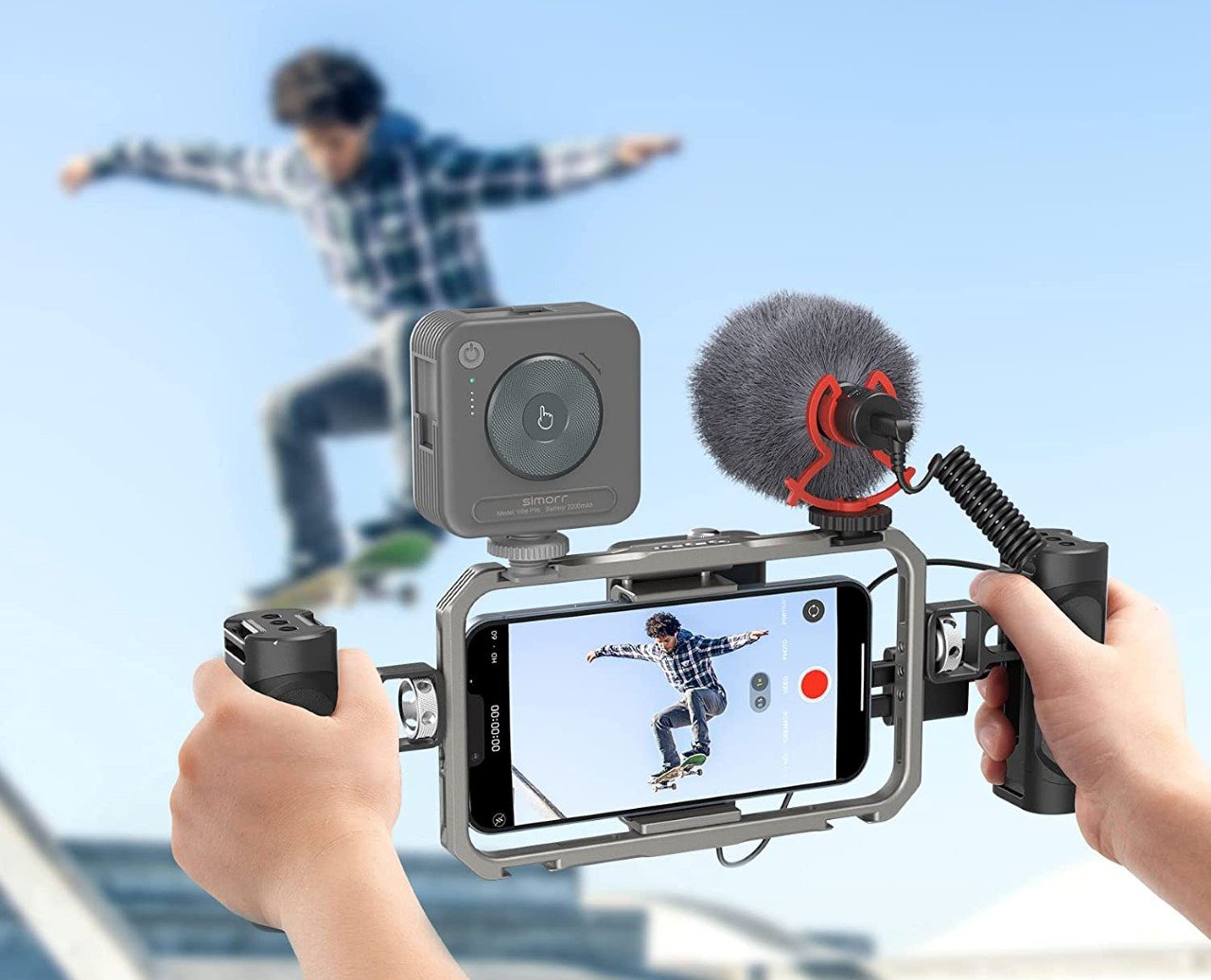 Turn your iPhone into a professional film-making setup with this modular phone-rig-10 Turn your iPhone into a professional film-making setup with this modular phone-rig-10