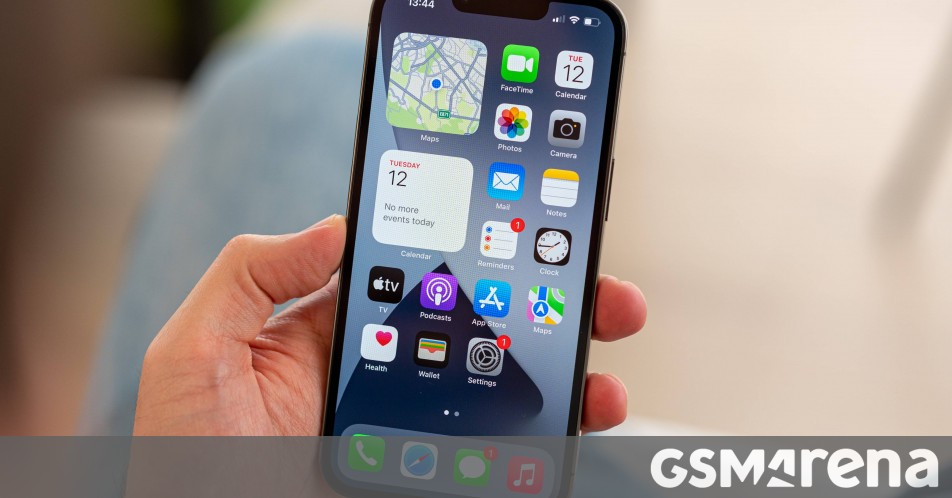 Gurman: iOS 16 to bring improved notifications, Apple will demo rOS for VR headset at WWDC