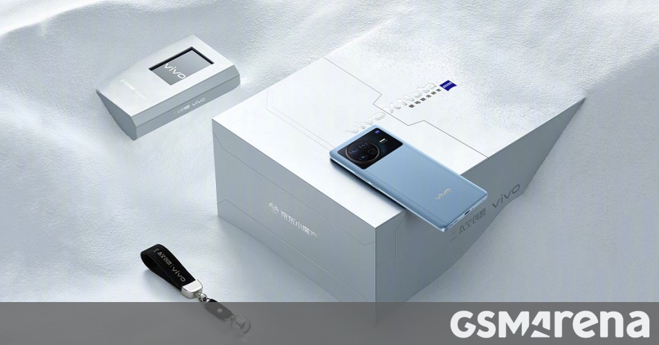 vivo X Note Aerospace Edition est livré avec un pendule météorite