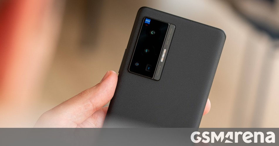 vivo X80 Pro full specs surface
