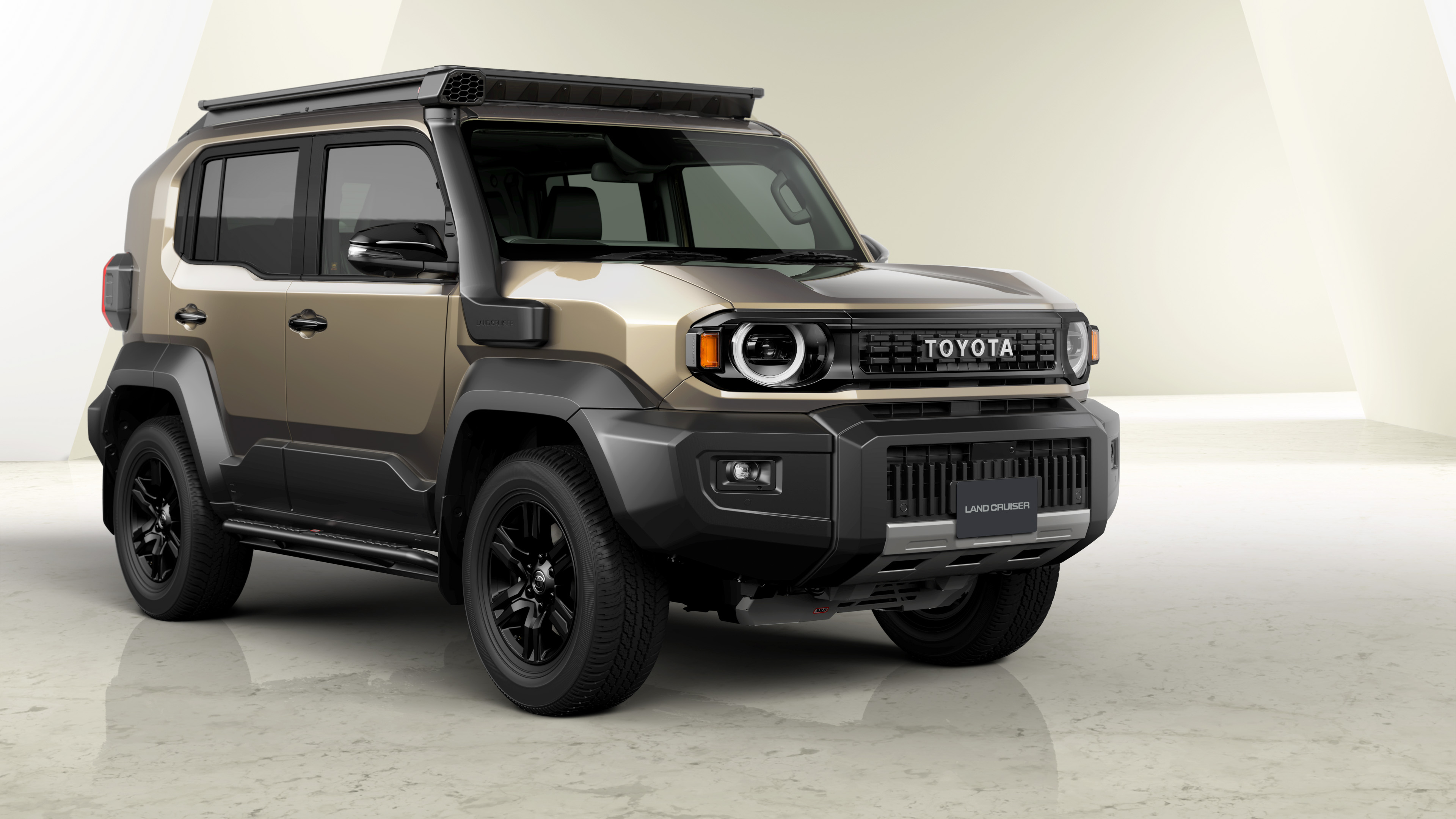 Toyota Land Cruiser FJ - front view