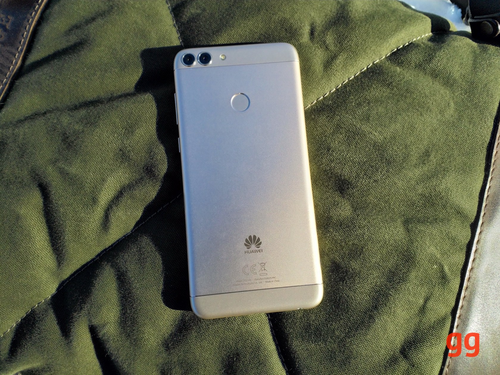 09_huawei_p_smart_FIG_LX1_gagadget.jpg