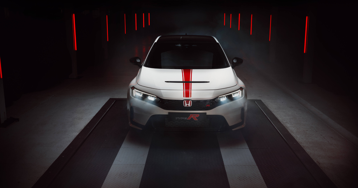 Honda Civic Type R Ultimate Edition in white with red accents