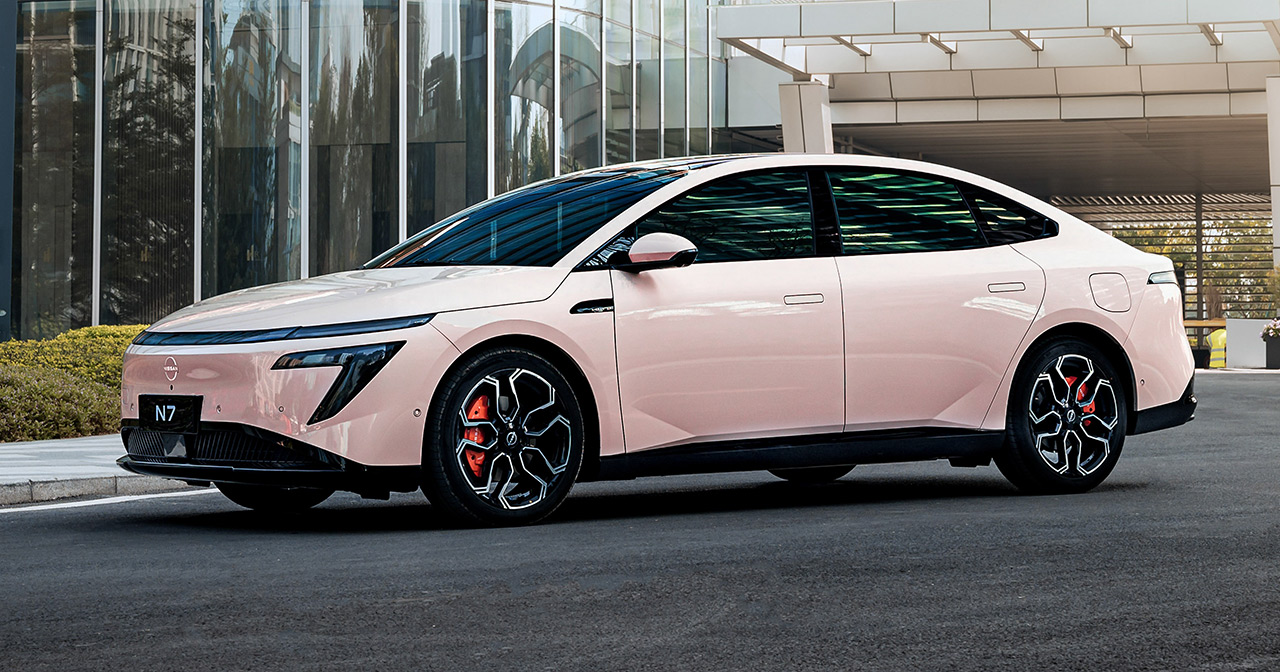 Berline électrique Nissan N7
