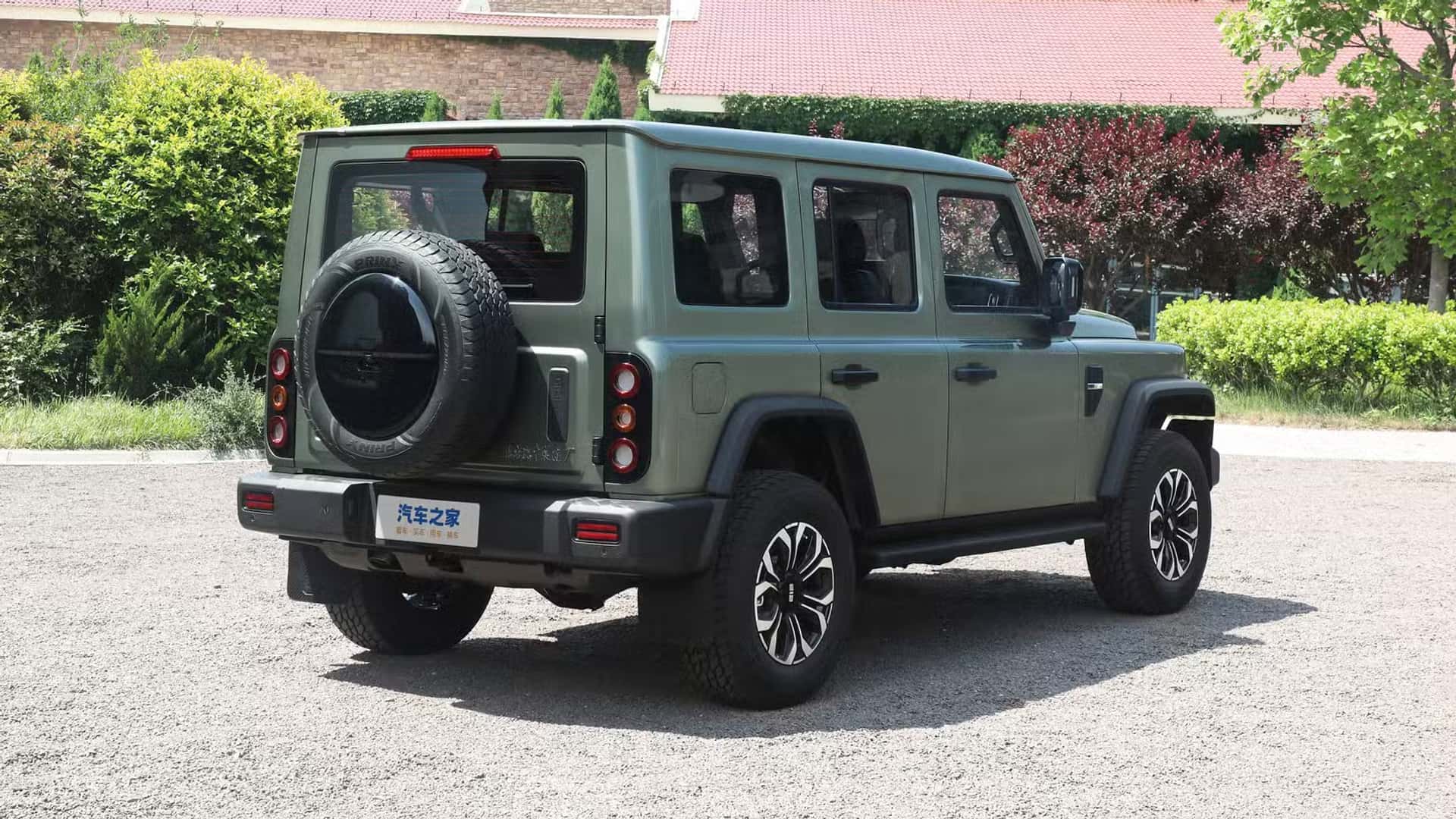 BAW 212 позашляховик