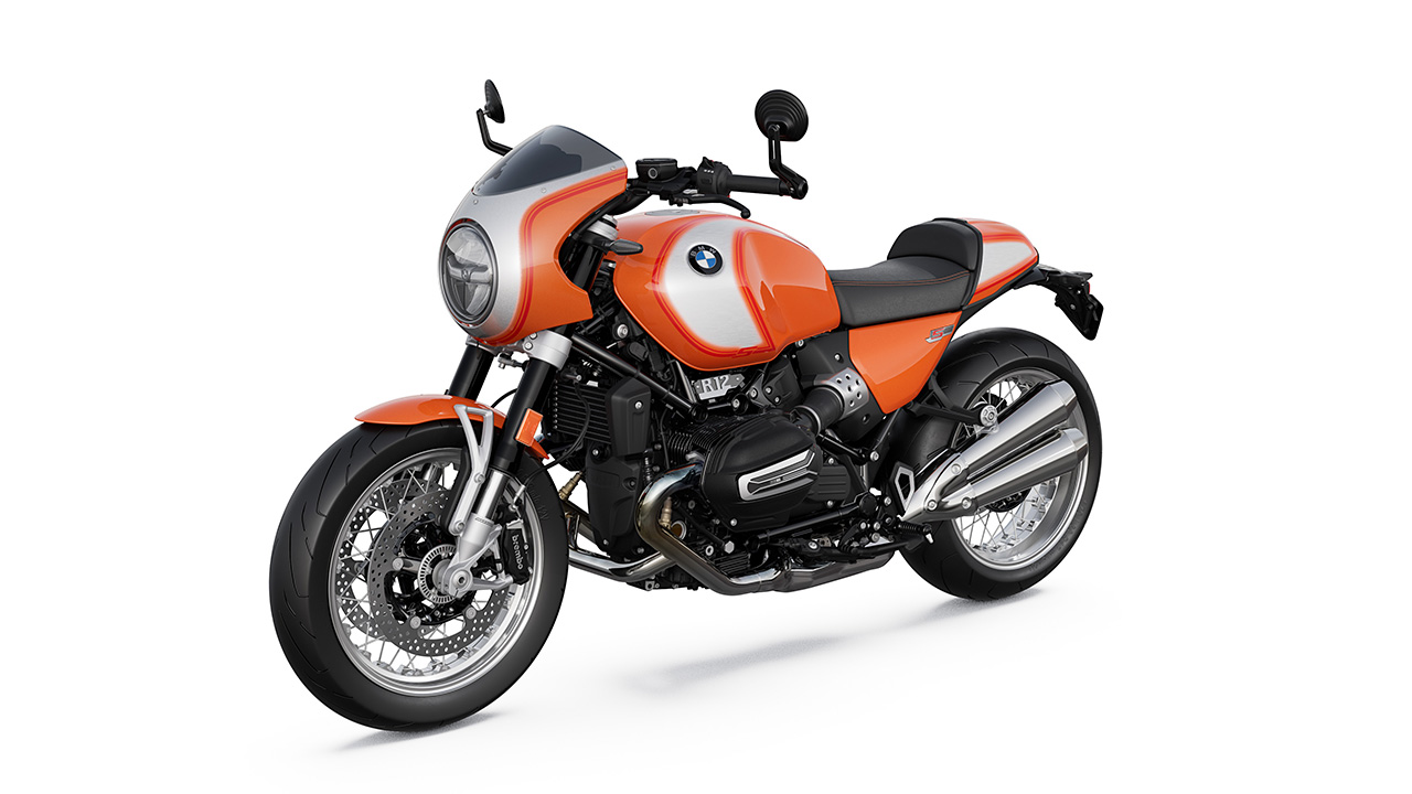 BMW R 12 S на тлі