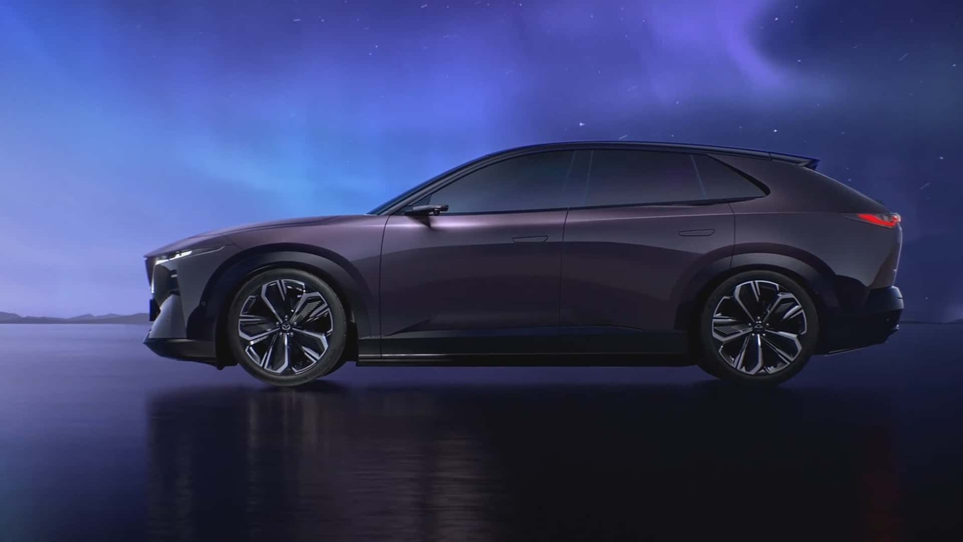Mazda EZ-60 en mouvement