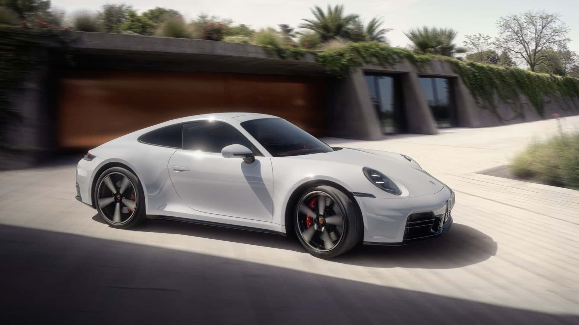 Porsche 911 Carrera S 2025 sports brakes