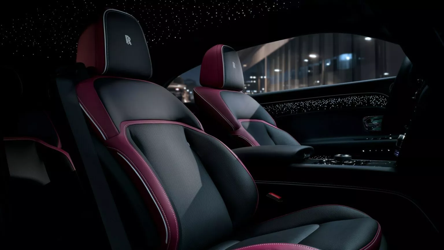 2025 Rolls-Royce Spectre Black Badge Close-up.