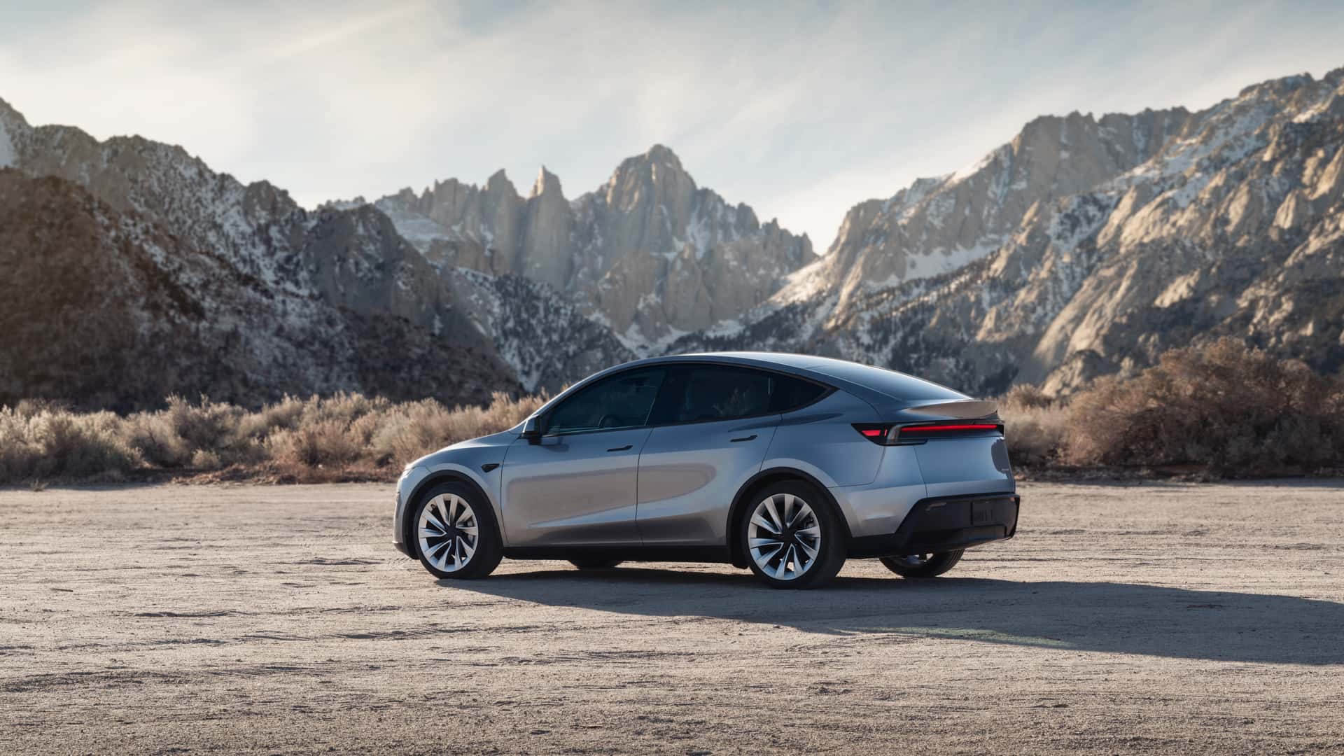 Оновлений кросовер Tesla Model Y Juniper - вигляд 2