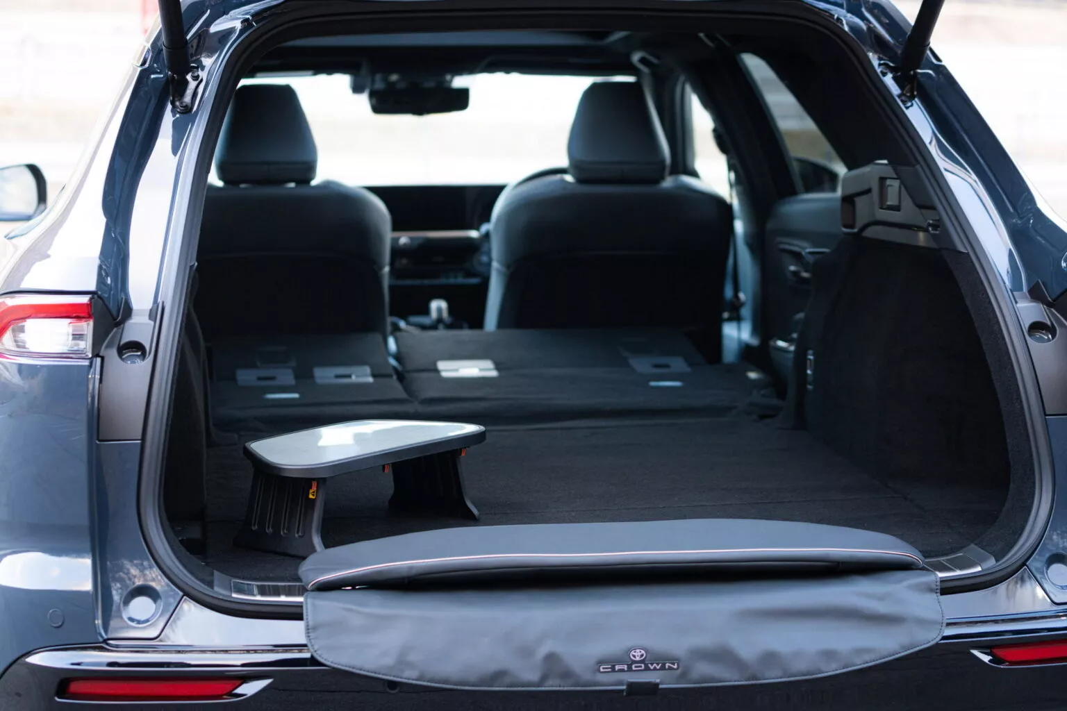 Toyota Crown Estate en mouvement