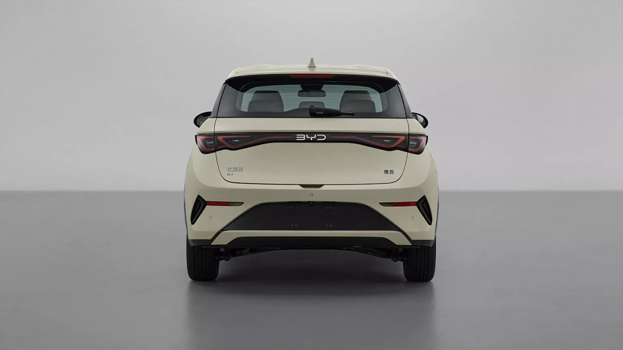 BYD Dolphin 2026 actualisé : vue latérale