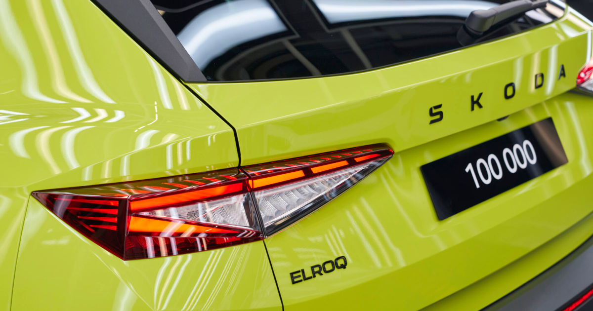 Електричний кросовер Elroq кольору Mamba Green