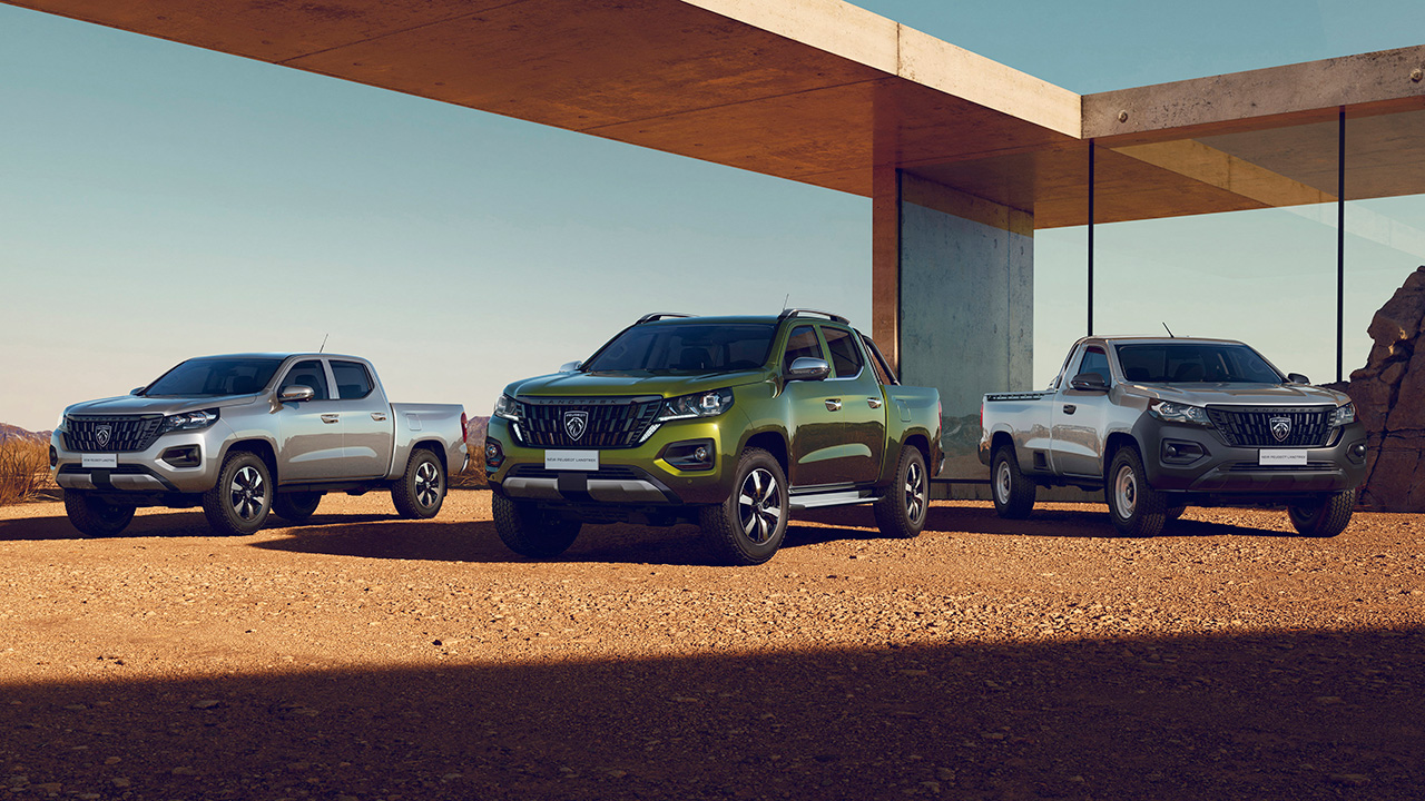 Оновлений пікап Peugeot Landtrek - вид збоку