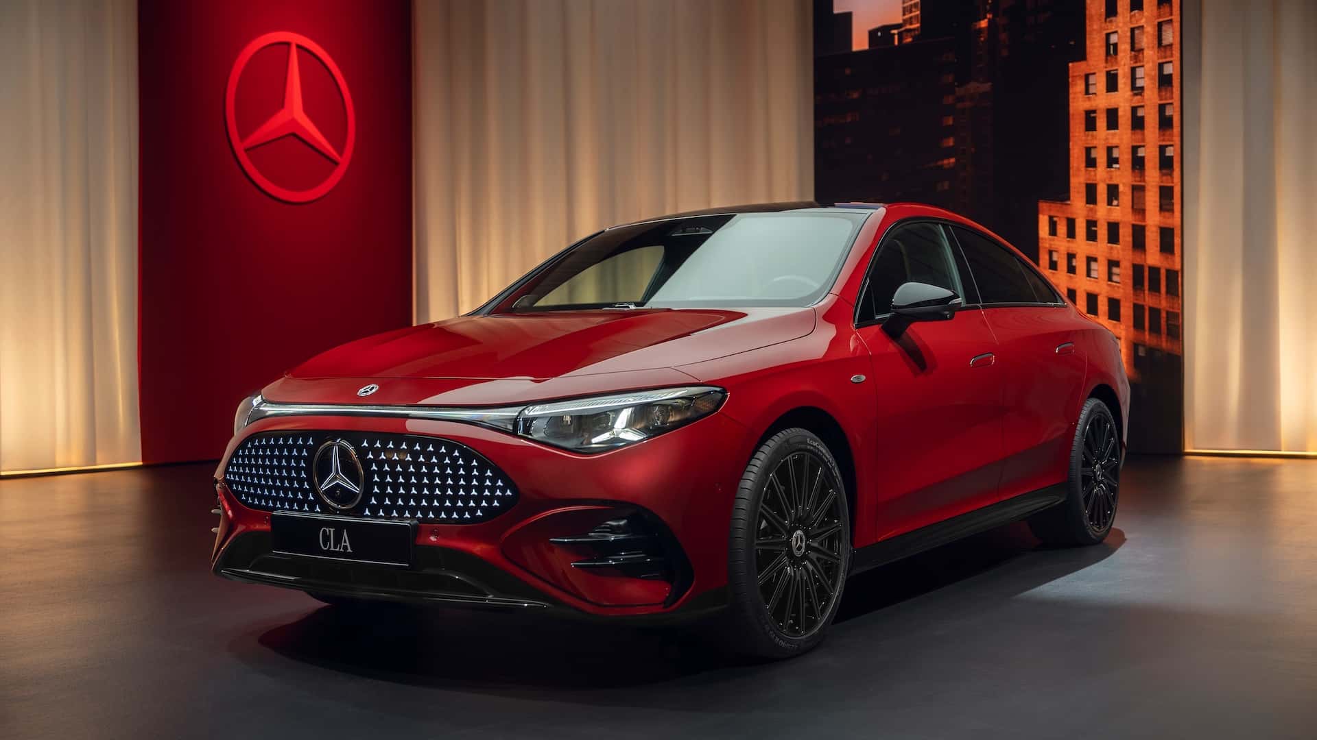 Інтер'єр нового Mercedes-Benz CLA