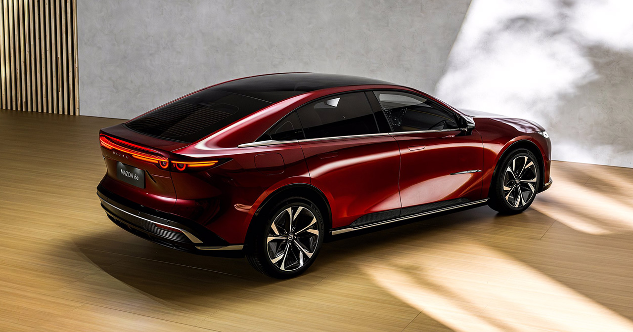 Інтер'єр Mazda 6e