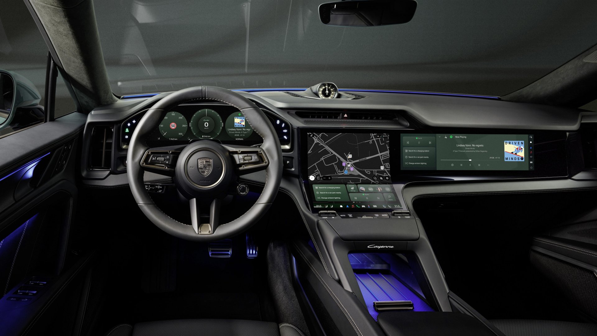 Интерьер электрического Porsche Cayenne с OLED-экраном