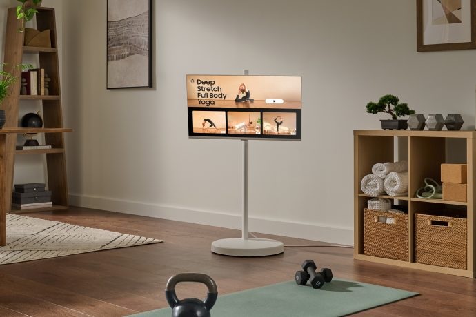 32-inch screen Movingstyle M7