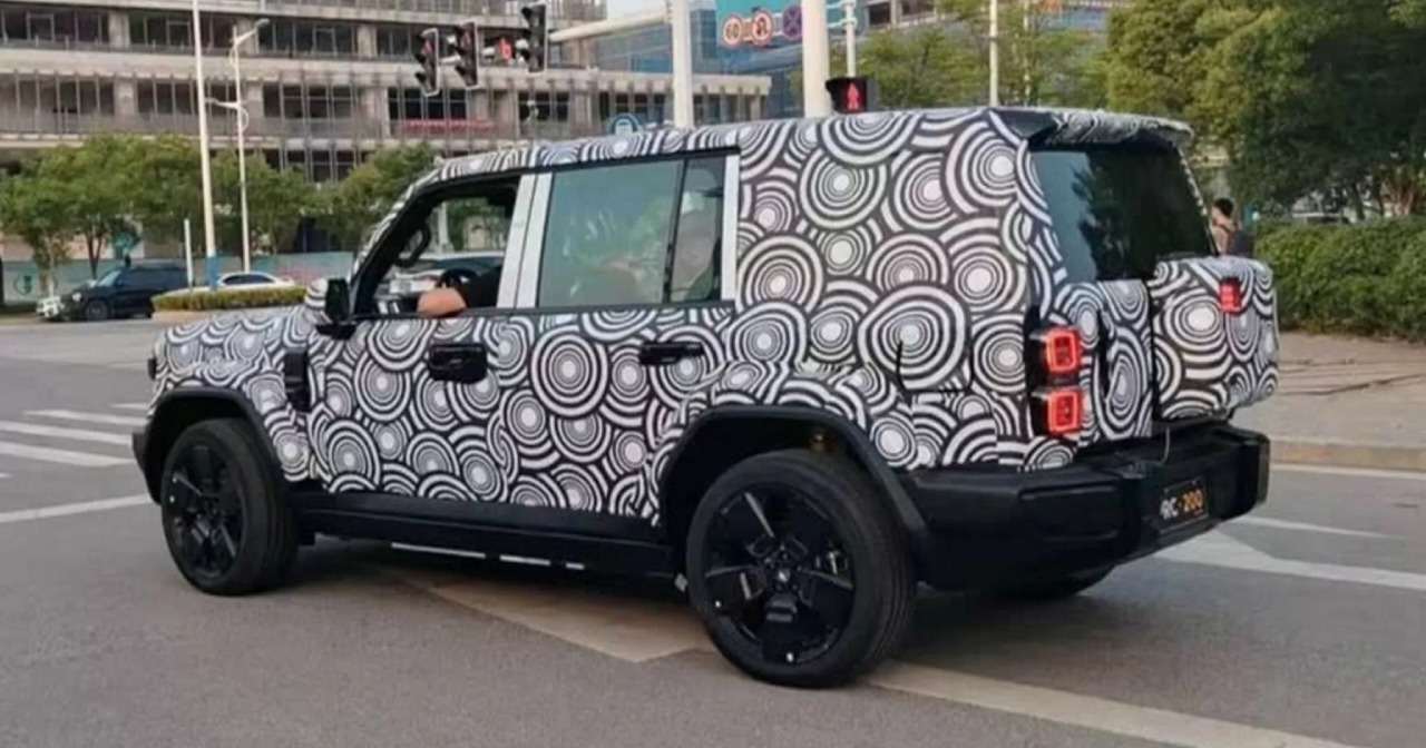 Details of the iCar SUV