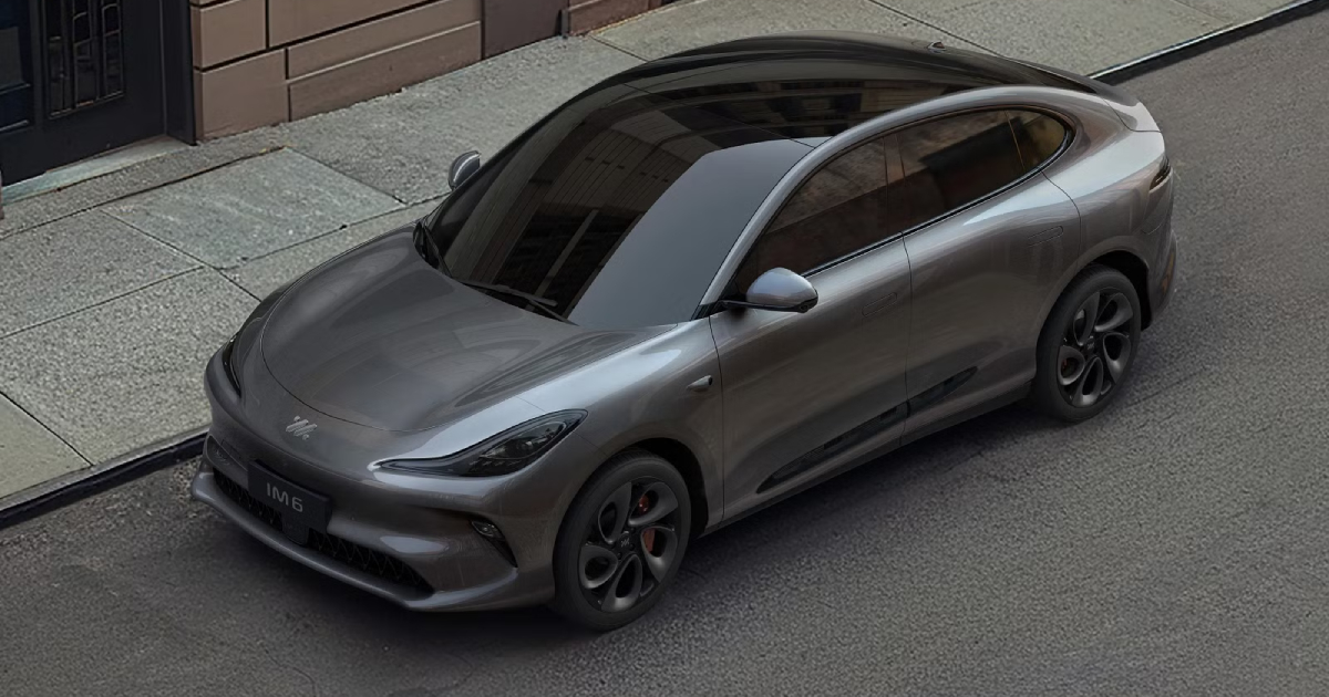 MG IM6 electric crossover silhouette