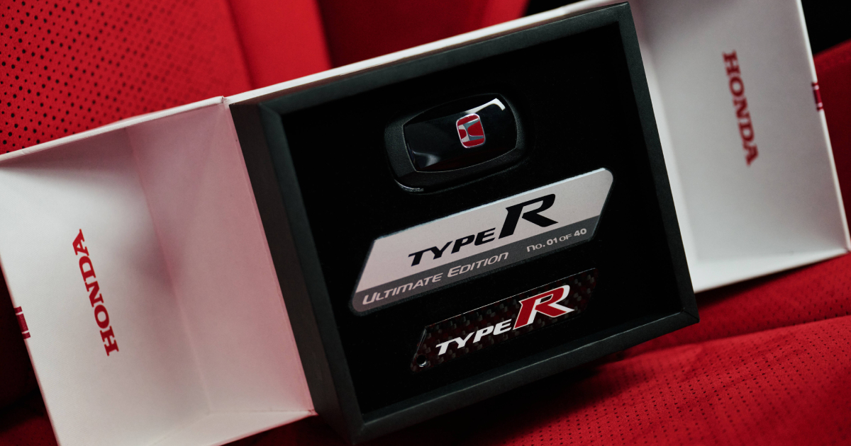 Type R logo projector on the front doors of the Honda Civic Type R Ultimate Edition