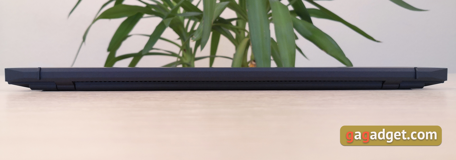 Огляд ASUS ExpertBook B9450: ультралегкий бізнес-ноутбук мрії з фантастичною автономністю-13
