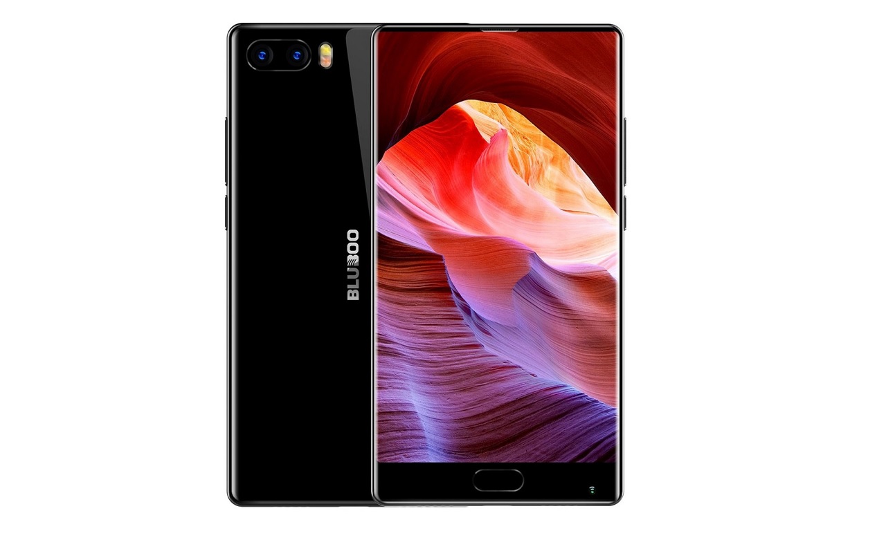 Магазин GearBest дает бешеные скидки на популярные смартфоны-4 Bluboo S1.jpg