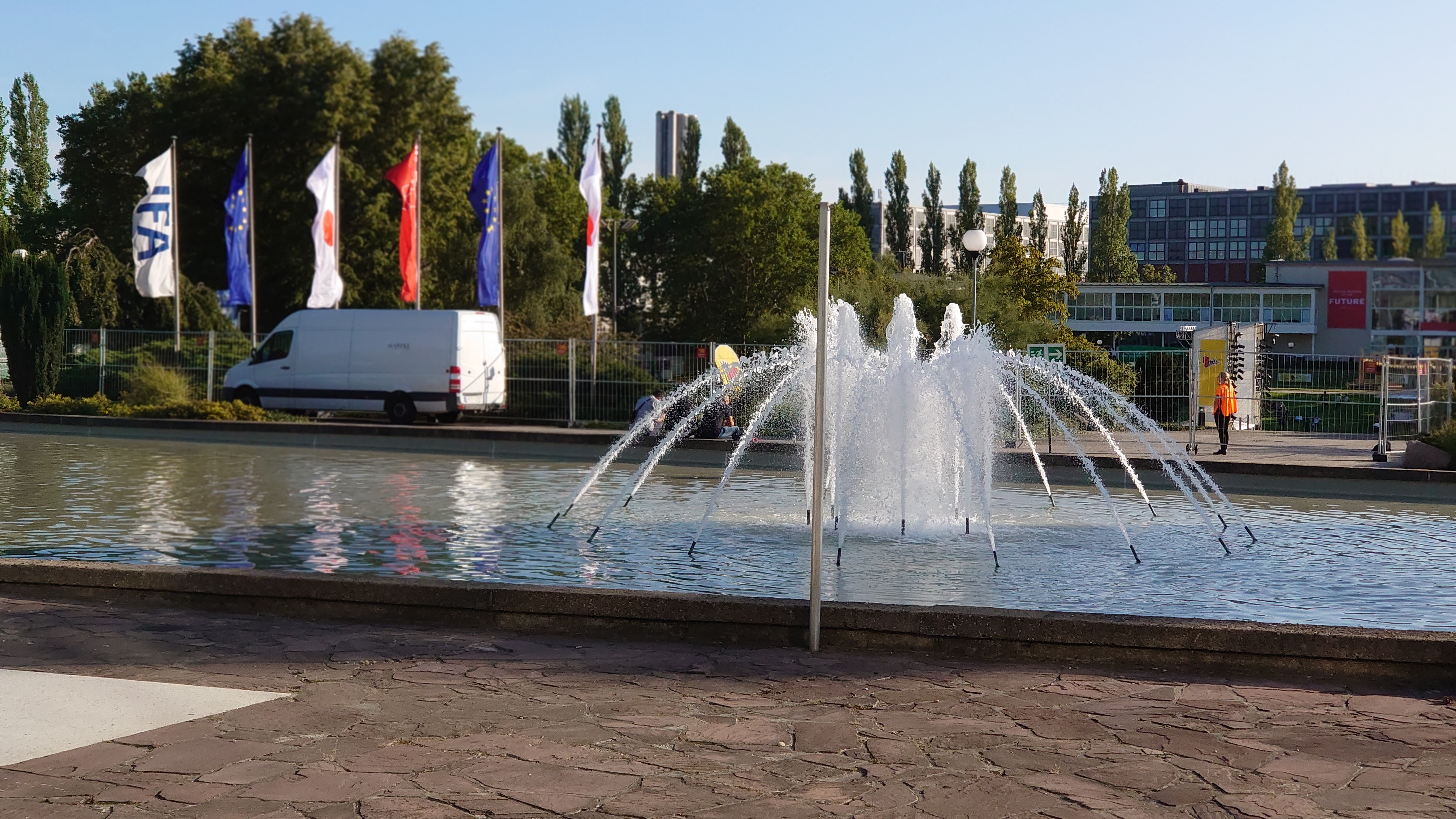 IFA 2019: первое знакомство с уменьшенным флагманом Sony Xperia 5-37