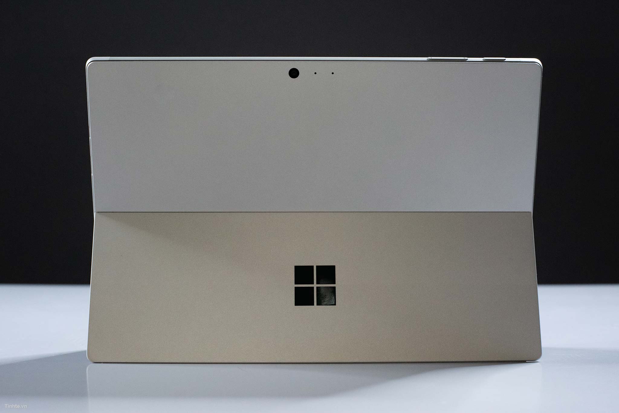 Microsoft-surface-pro-6-leak-vn-3.jpg
