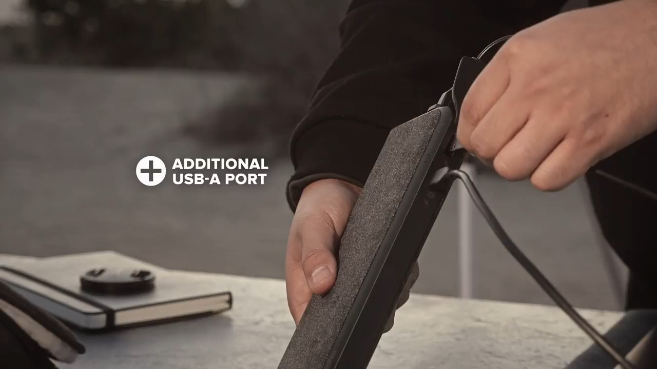 Mophie Powerstation AC 3.jpg