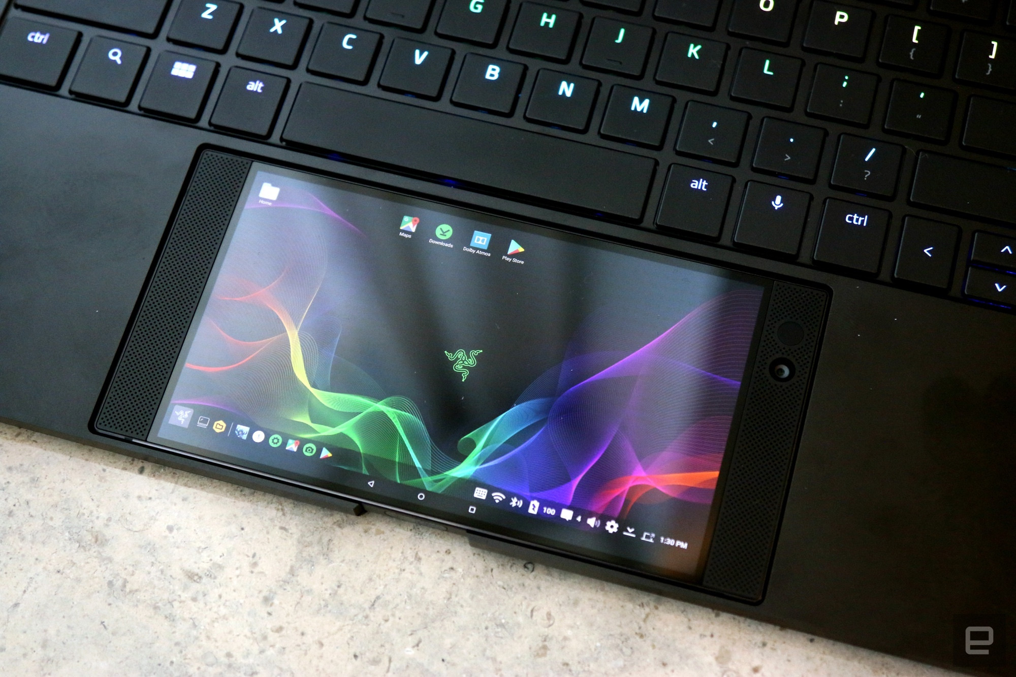 Razer-Project-Linda-engadget-3.jpg