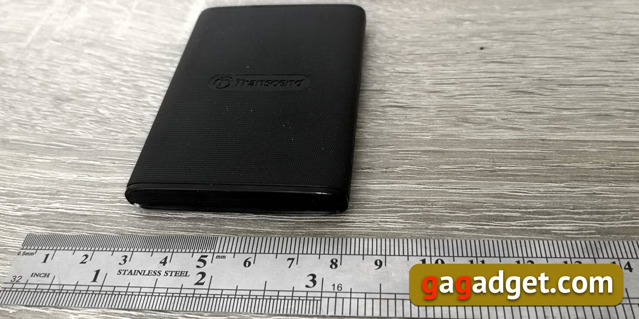 Transcend ESD220C-04.jpg