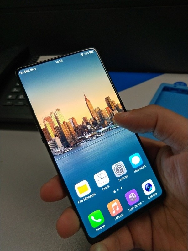 Vivos-Full-Screen-fingerprint-Phone-1.jpg