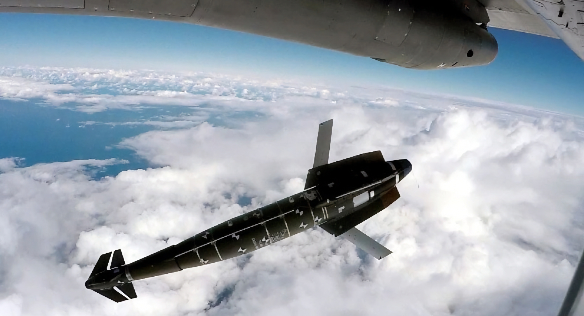 France will supply Ukraine with 50 AASM Hammer guided bombs with a target engagement range of 70 kilometres each month