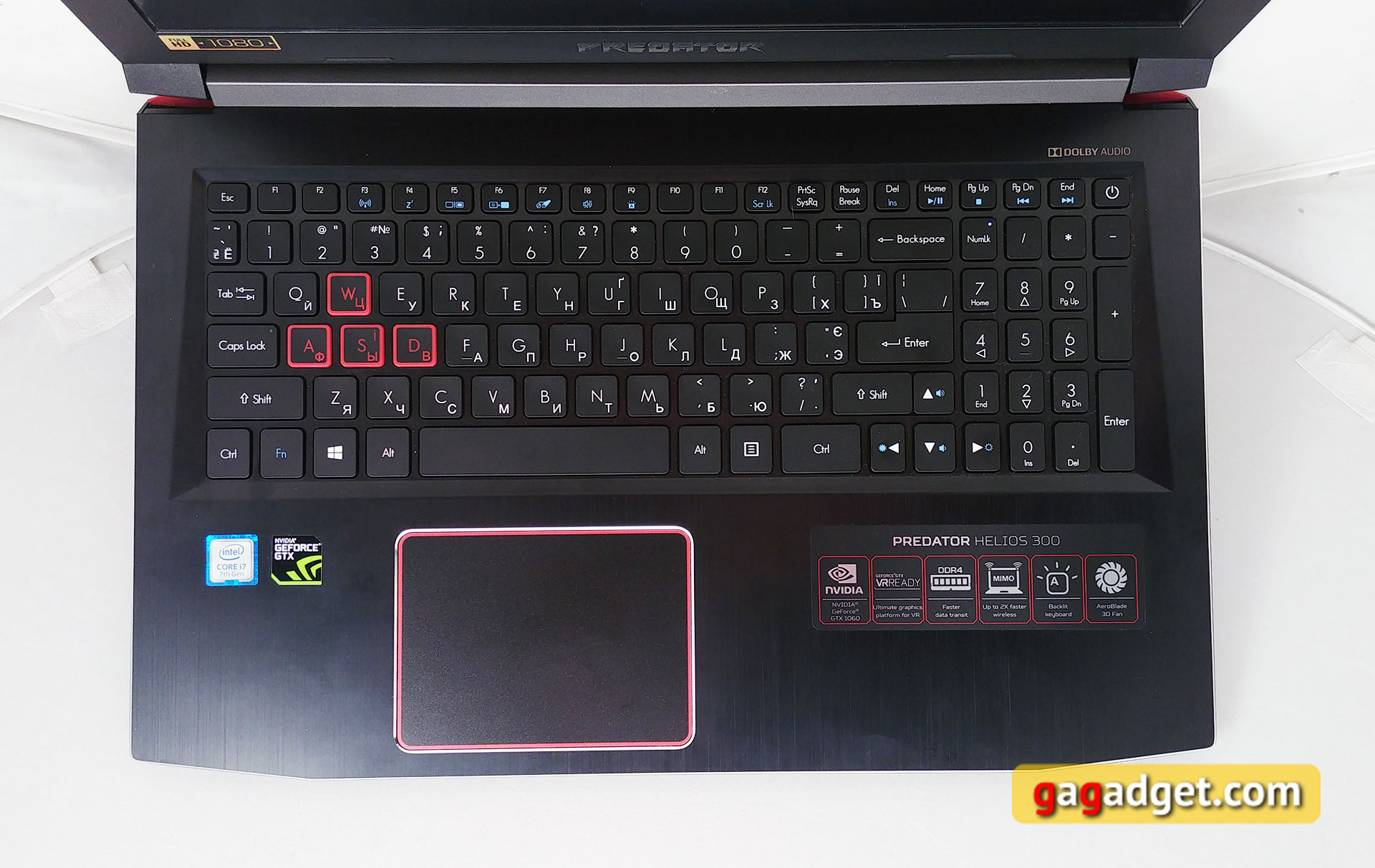 acer-predator-helios-300-14.jpg