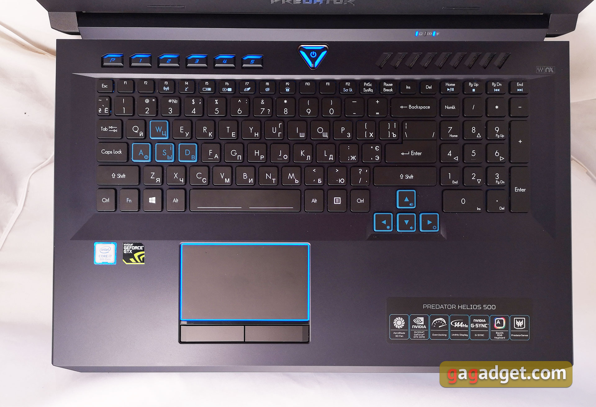 acer-predator-helios-500-16.jpg
