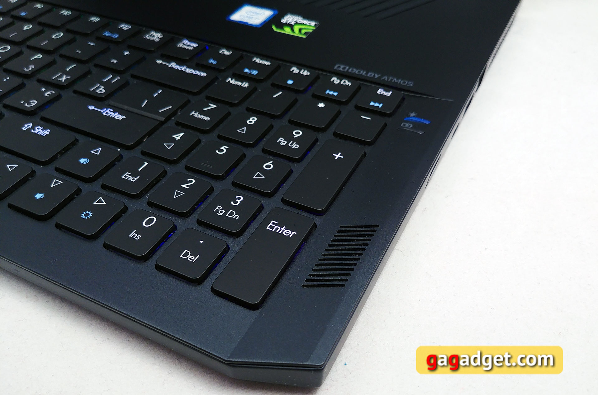 acer-predator-triton-700-18.jpg