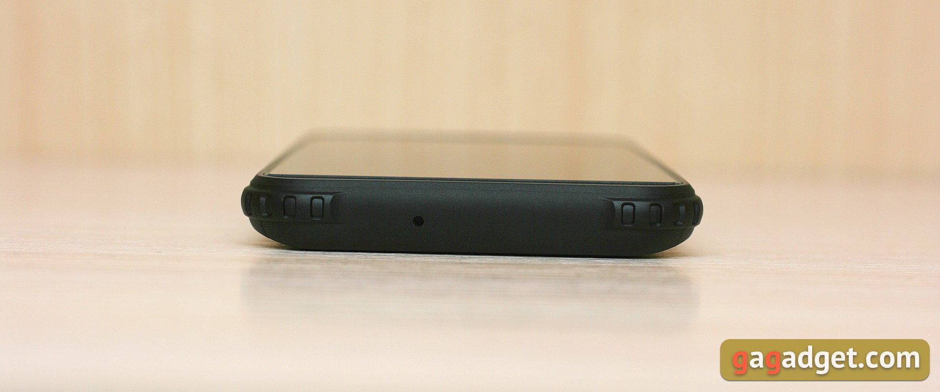 AGM H3 review: rugged smartphone with night vision camera -10
