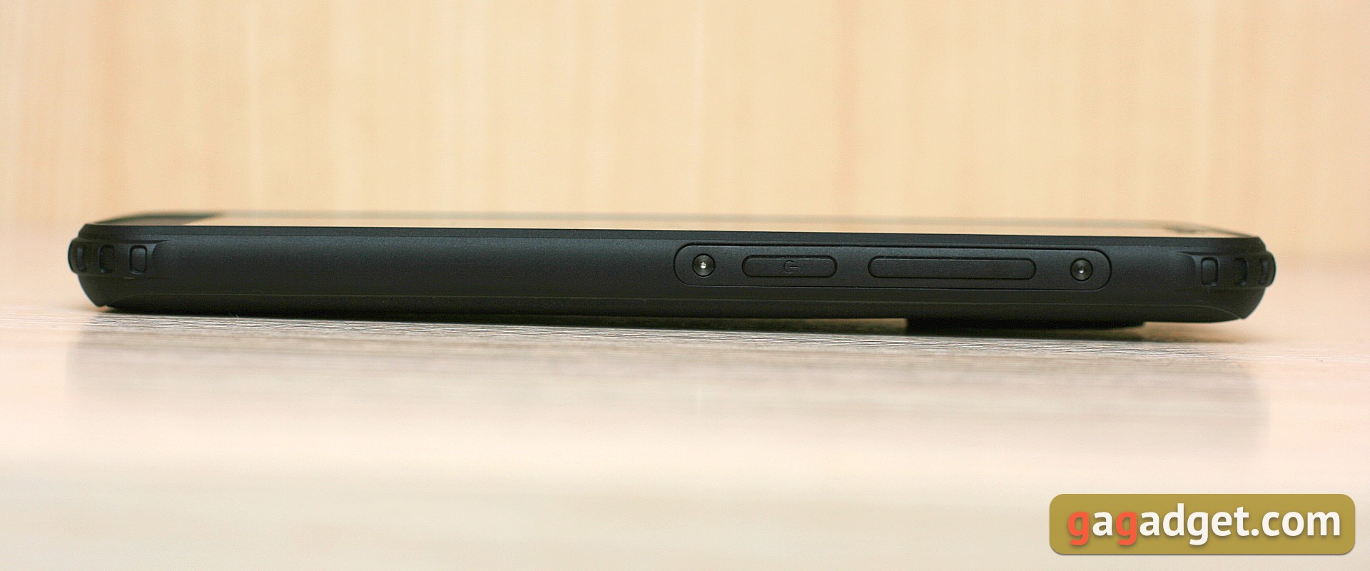 AGM H3 review: rugged smartphone with night vision camera -12