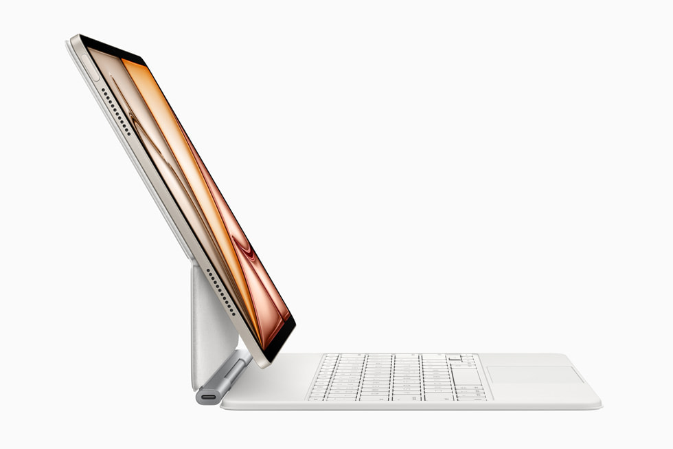 Apple iPad Air и Magic Keyboard
