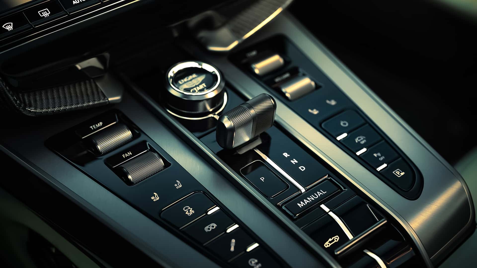 Aston Martin Vanquish Volante 2025 року