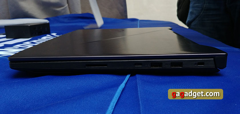 asus-07-12-2017-12.jpg