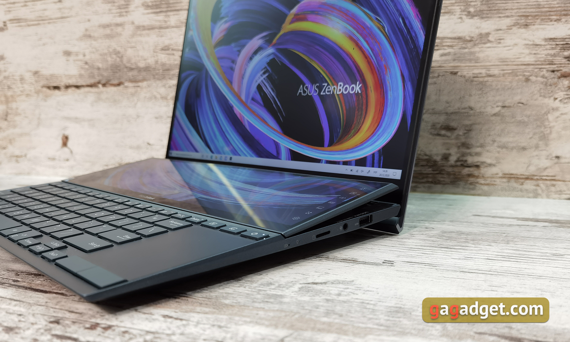 CES 2021: ASUS TUF Gaming Dash F15 и ASUS ZenBook Duo своими глазами-11