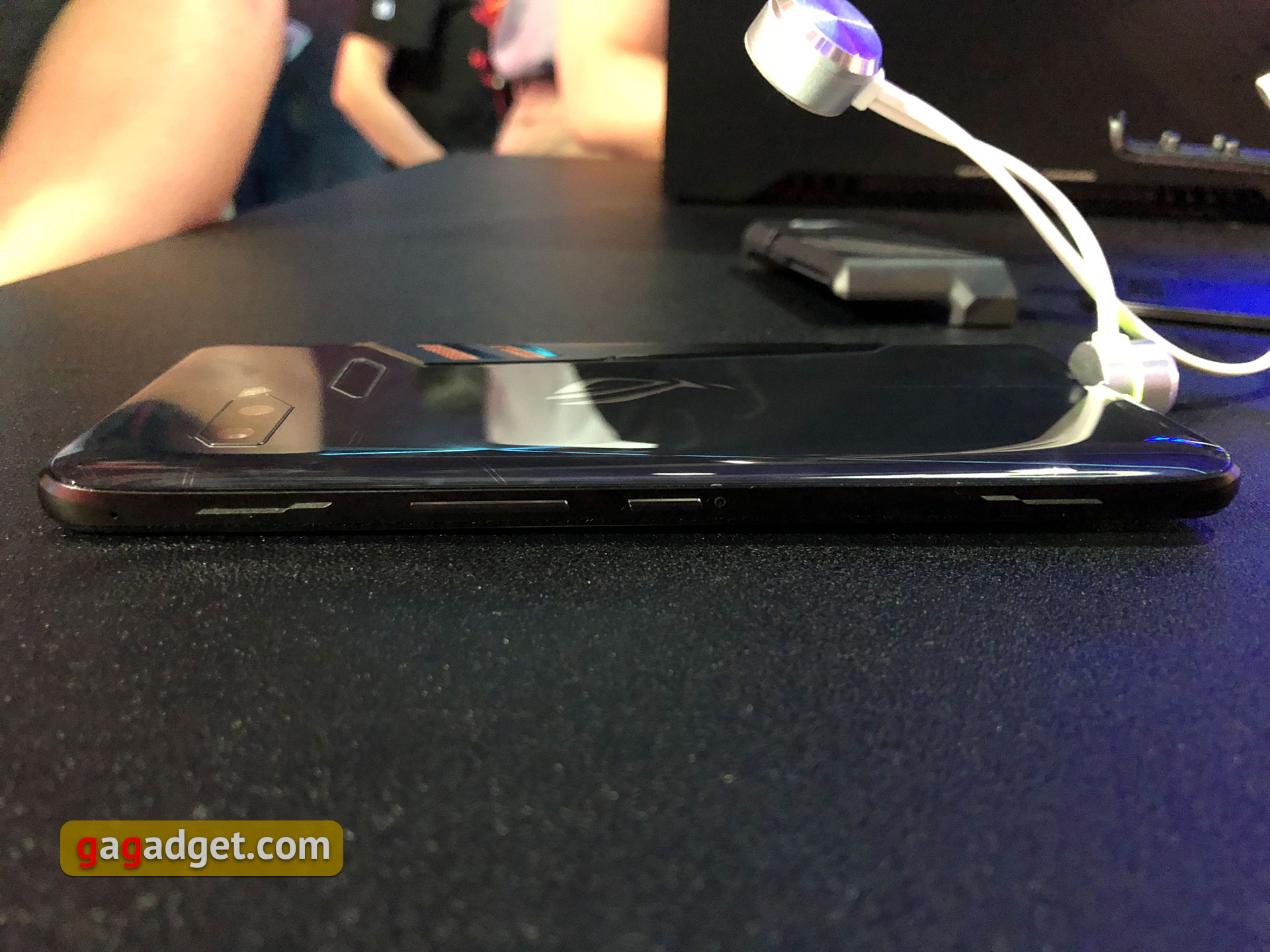 asus-rog-computex-2018-19.jpg