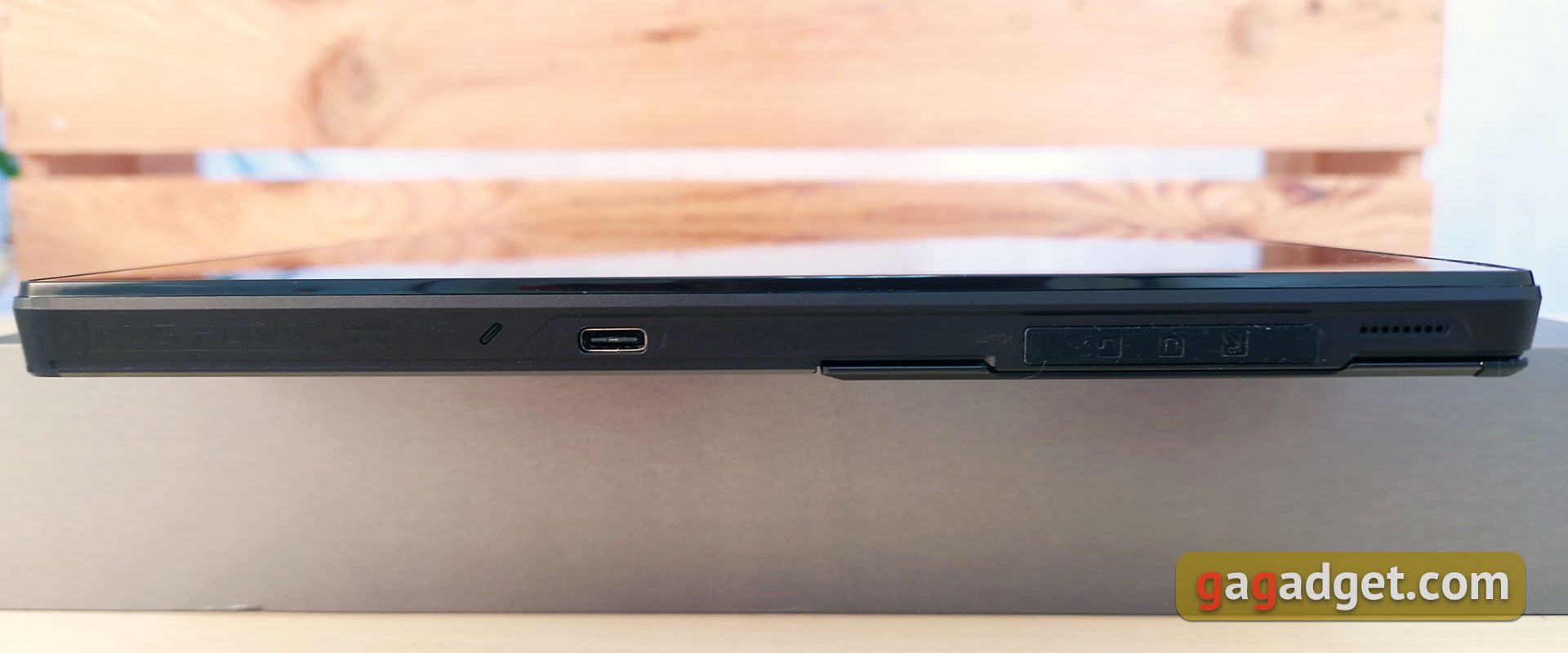 Обзор ASUS ROG Flow Z13 (2022): самый мощный игровой планшет-12